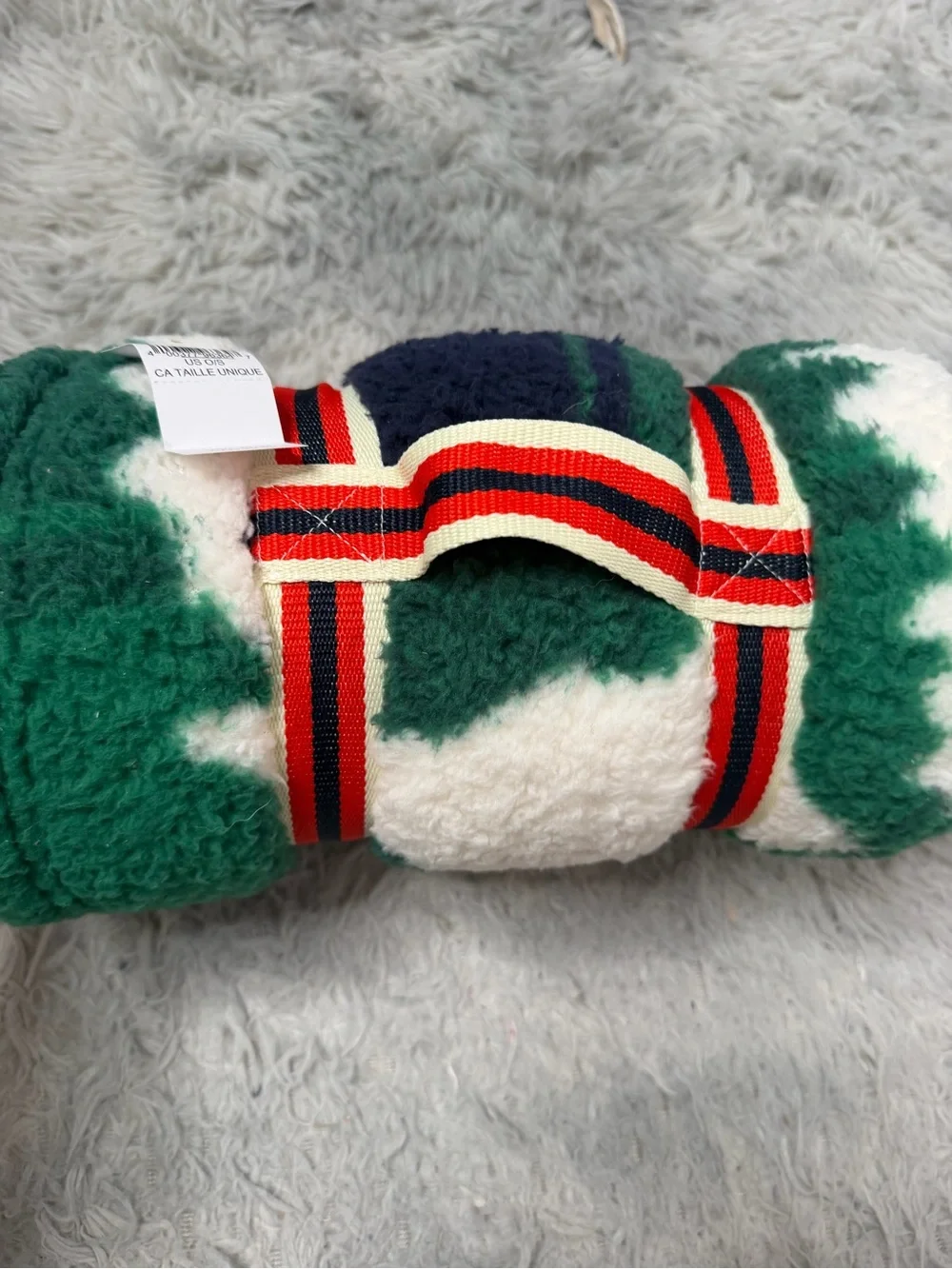 American Eagle Sherpa Blanket Mountain Blue Green Plaid NWT